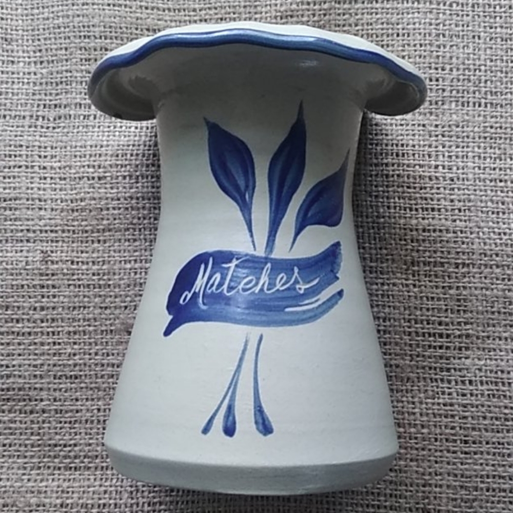 Williamsburg pottery 1993 Matches 6.5"×4"